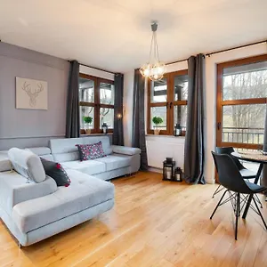 Sun & Snow Apartment